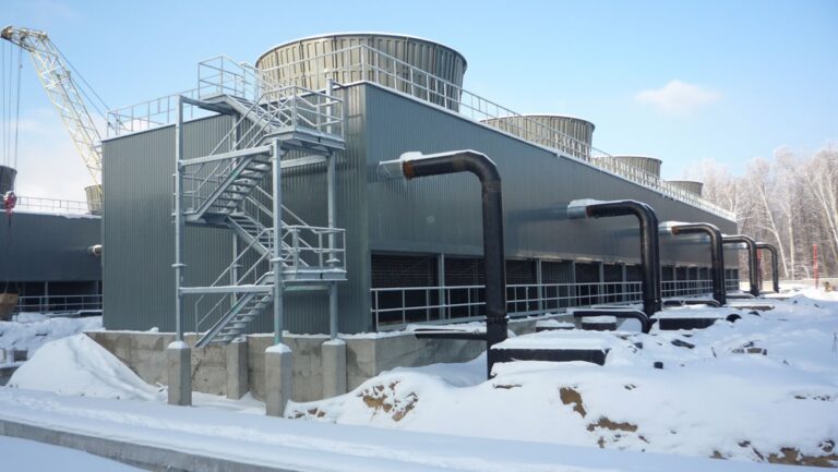 Understanding the Working of Induced Draft Cooling Towers