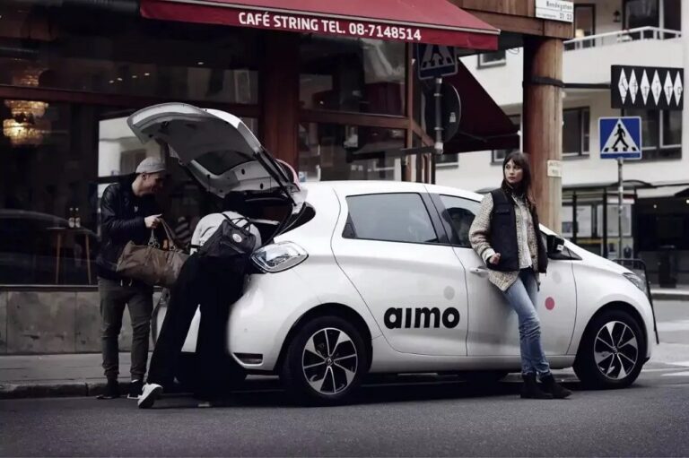 The Future of Car Sharing and Mobility Services