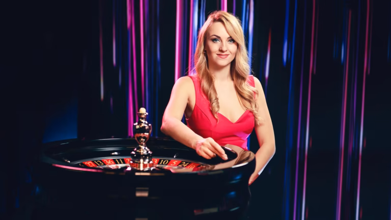 How to read the payout table inside a roulette contract?